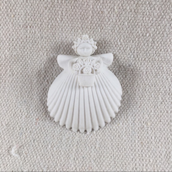 1999 Margaret Furlong Flower Basket Angel - Picture 3 of 8